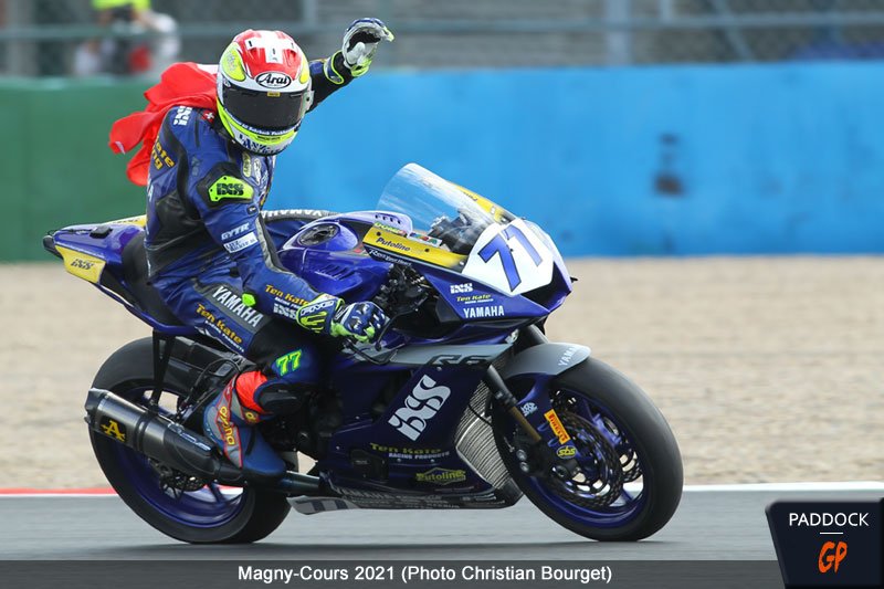 WSBK Supersport Magny-Cours Race 1: Odendaal too short to catch up with an Aegerter who is still the winner!