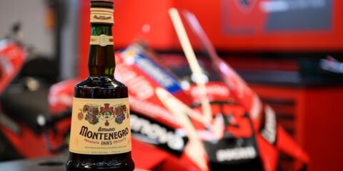 [Street] Ducati Corse lance une campagne de Sécurité Routière en collaboration avec… une marque d’alcool