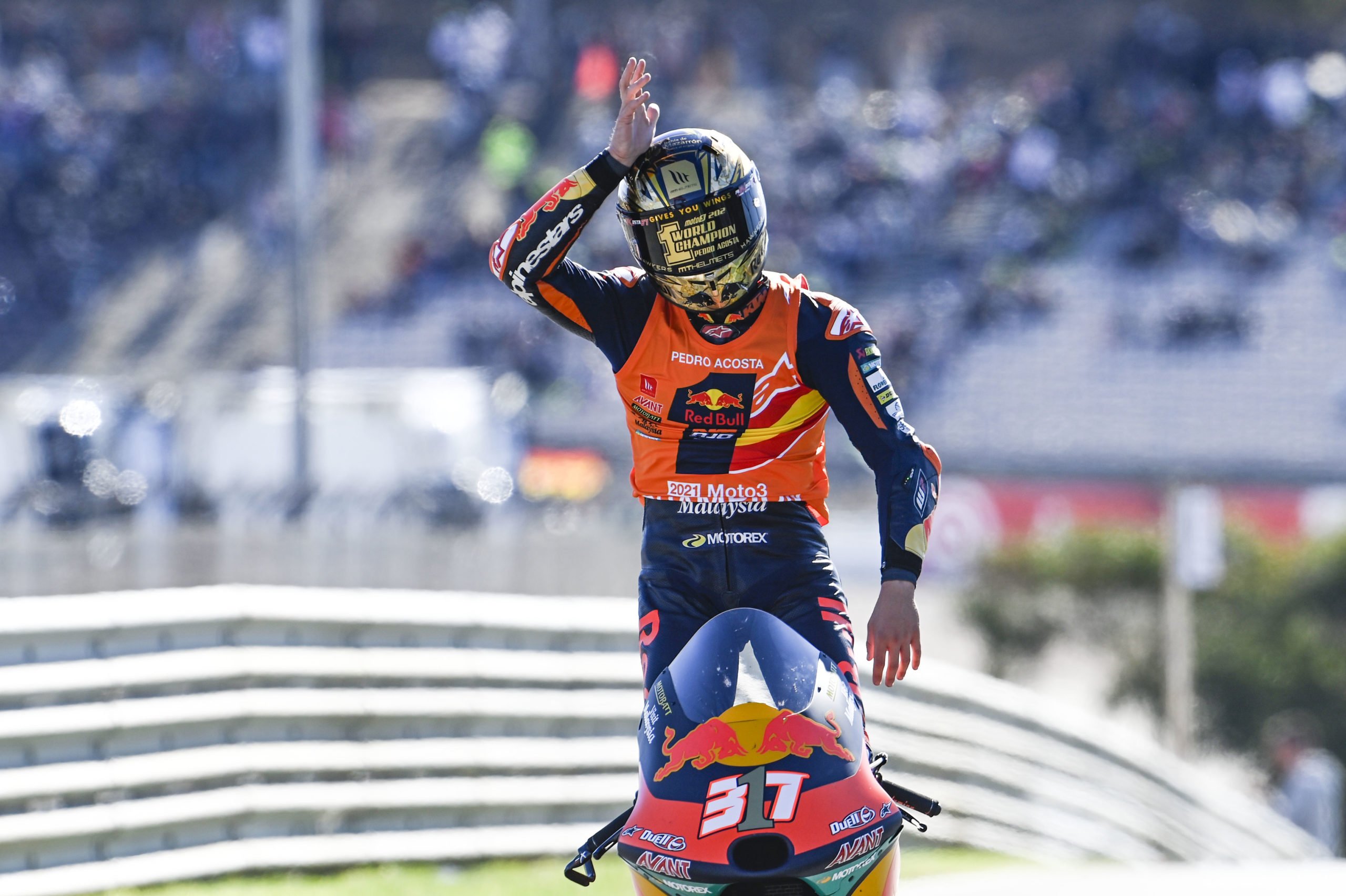 Interview with shark Pedro Acosta, 3 Moto2021 World Champion!