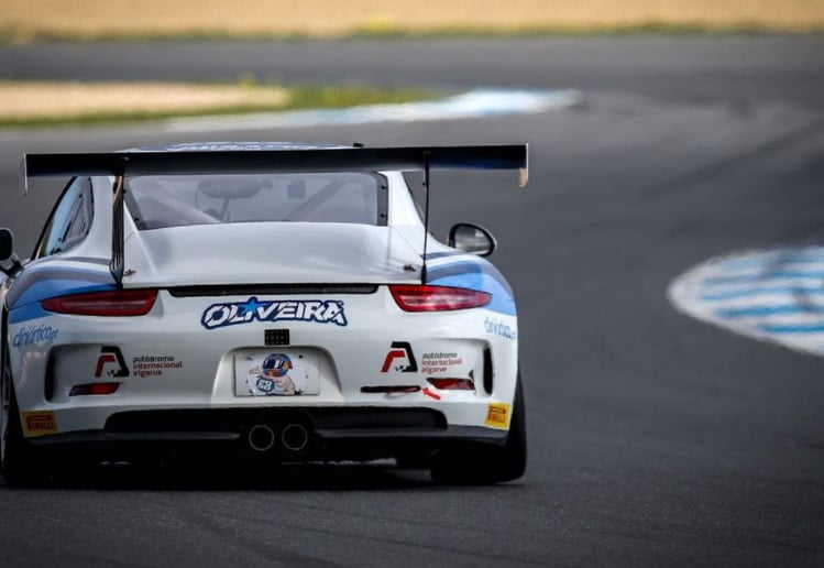 People MotoGP : Miguel Oliveira fait mieux que Rossi et Lorenzo : il gagne déjà en Porsche 991 GT3 Cup !