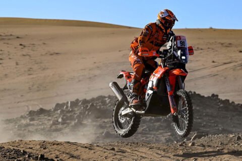 Dakar D2: Danilo Petrucci está surpreso, mas surpreende!