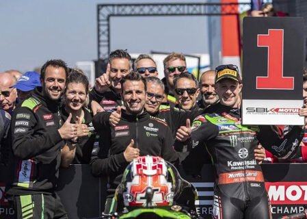 WSBK Superbike Assen Course Sprint : Jonathan Rea sprinte comme un cannibale, Bautista pénalisé.