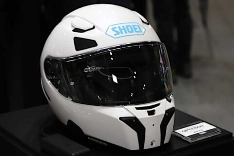 [Street] Shoei présente l’Opticson, un casque intégral avec affichage tête haute