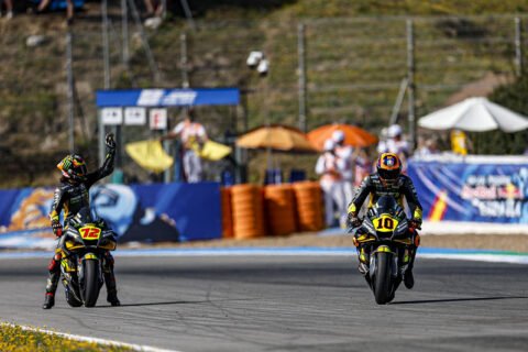 MotoGP Espagne J3 : Le rookie Marco Bezzecchi (Ducati/9) passe devant Luca Marini avec les conseils de Vale...