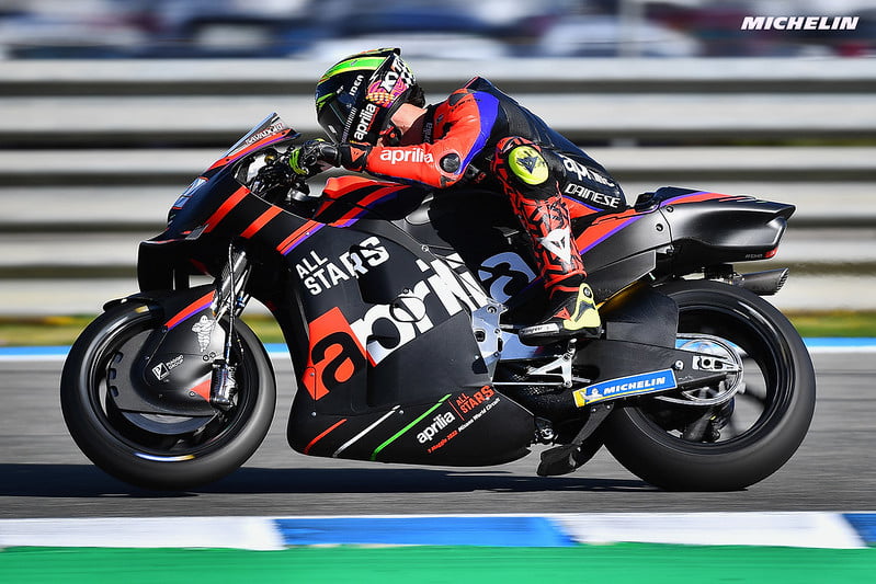 Lorenzo Savadori crucial pour la progression d'Aprilia en MotoGP : « Je veux courir »
