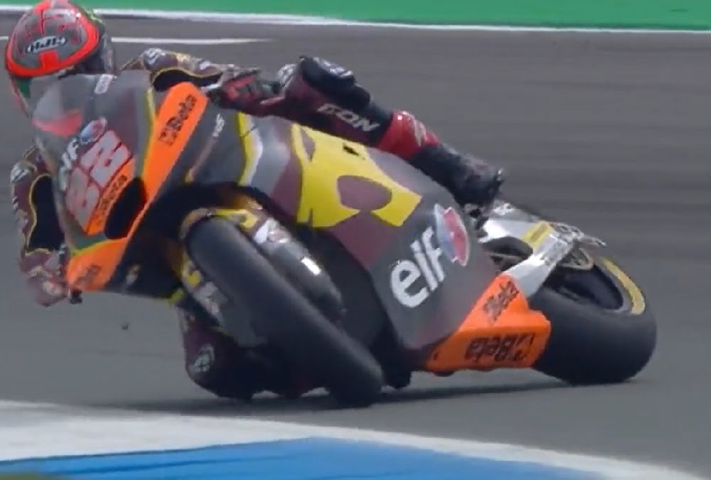 Moto2 Assen FP2 : Joe Roberts passe à travers les pièges