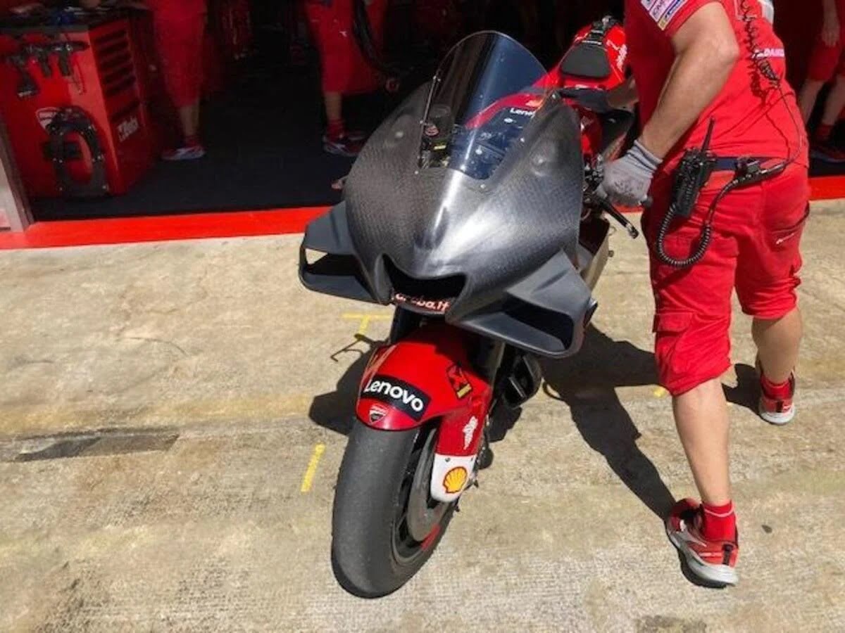 MotoGP, chez Ducati Pecco Bagnaia veut une Yamaha : « en tête du championnat il y a un pilote avec une moto qui a peu de vitesse en ligne droite »
