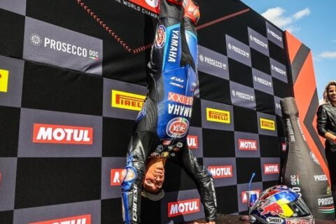 WSBK Superbike Most J3, Toprak Razgatlioglu taquin : "Rea ? Je ne me plains pas, je ne suis pas Redding"
