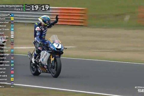 WSBK Supersport Most Course 1 : Lorenzo Baldassarri en solitaire, Valentin Debise valeureux !