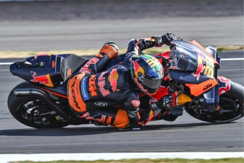 Moto2 Tha?lande Course : Ogura s’incline mais remporte le titre