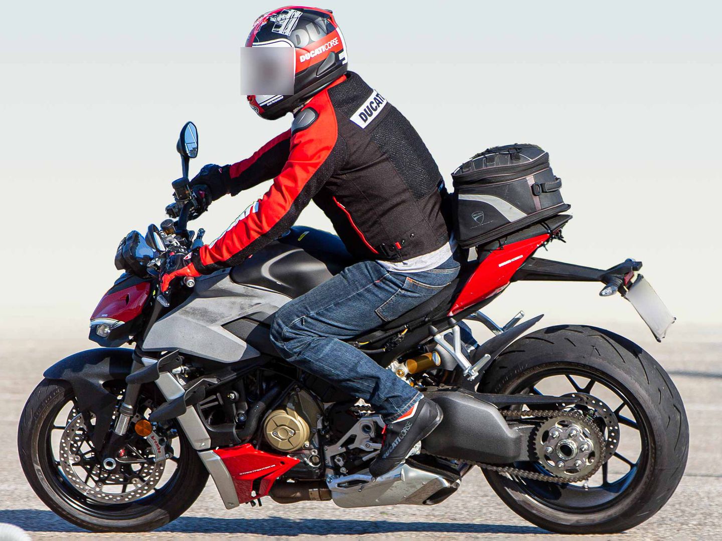 [Street] The 2023 Ducati Streetfighter is already being tested