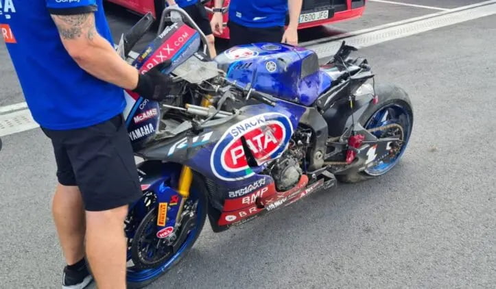 WSBKスーパーバイクテスト・カタルーニャ：トプラク・ラズガトリオールが左肘負傷で入院