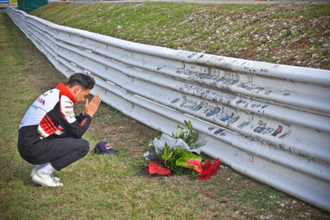 Moto2 Misano : Hommage à Shoya Tomizawa
