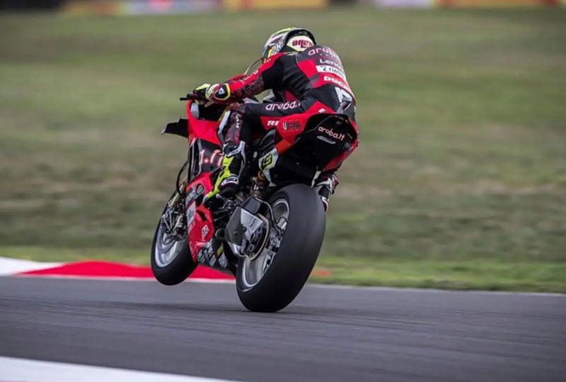 WSBK Superbike Catalunya FP2: Álvaro Bautista makes the big voice, and who can catch him?