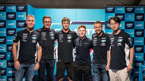 Moto3: CFMOTO Racing Prüstel GPが2023年に向けてジョエル・ケルソと契約 [CP]