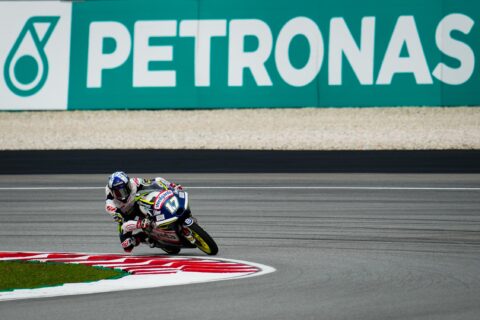 Moto3マレーシアレース：ジョン・マクフィーの見事な勝利、ステファノ・ネパの懸念