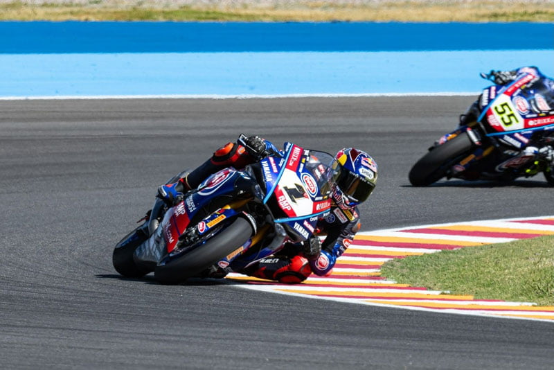 WSBK Superbike Argentina FP3: Toprak Razgatlioğlu attacks, Alvaro Bautista a hair's breadth away, Loris Baz 6th.