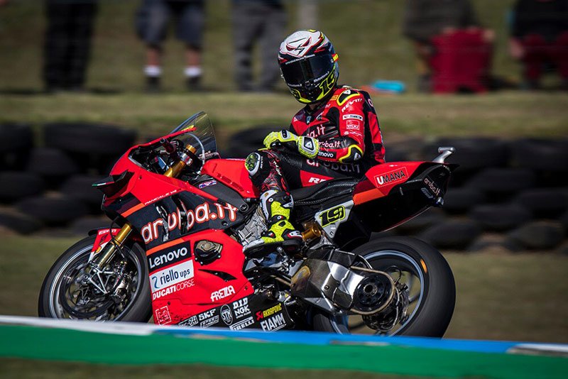 WSBK Superbike Australie FP3 : Álvaro Bautista en pole ! Plus rapide que Jonathan Rea et la pluie