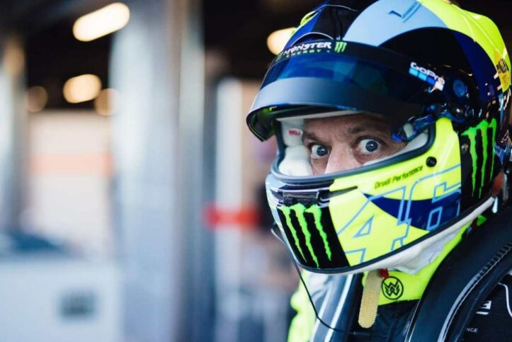 MotoGP People Valentino Rossi : « en auto, les pilotes font moins bien qu’en moto »