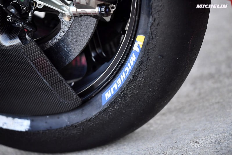 MotoGP: o sensor de pressão único foi testado em Sepang e desde então os pilotos pediram à Michelin que revisse o do seu pneu dianteiro