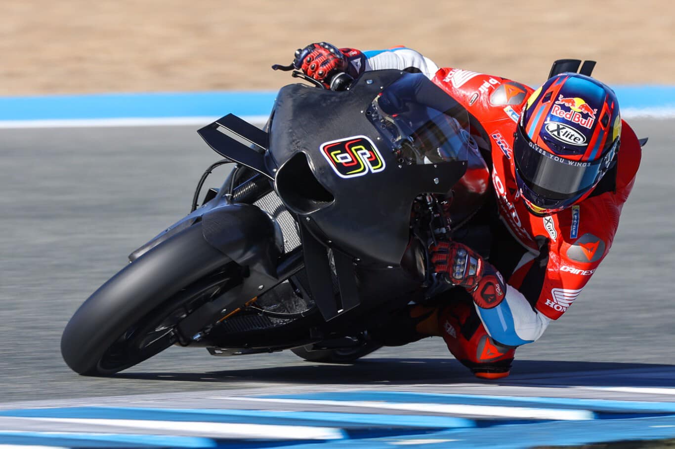 “Spy Attitude” MotoGP: Marc Marquez’s Honda RC213V turned in Jerez!