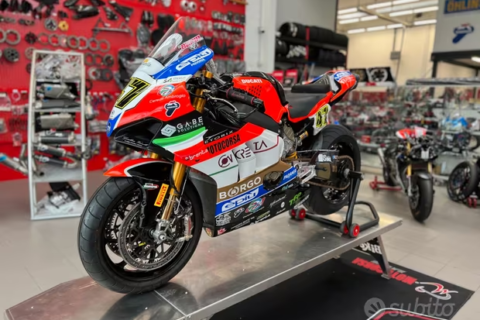 Insolite : La Ducati Panigale V4R de WSBK d’Axel Bassani est à vendre !