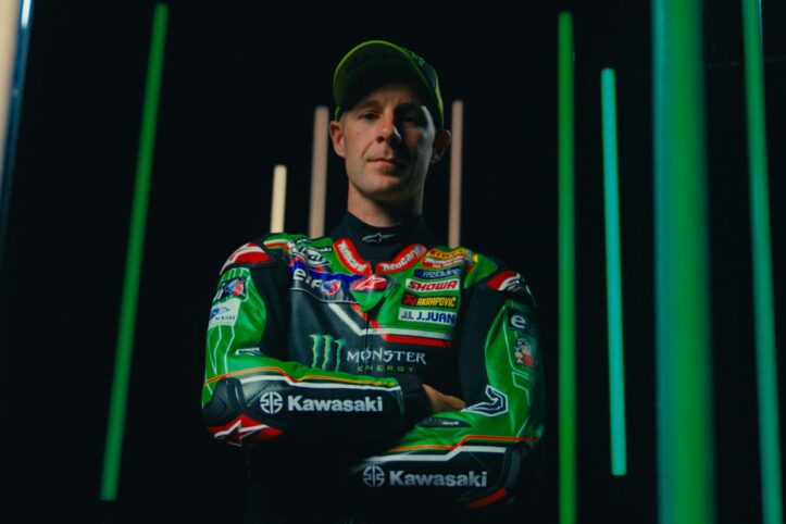 WSBK Most J1 : Jonathan Rea (Kawasaki/10), discret sur la piste avec le Ninja mais vedette en coulisse avec Yamaha