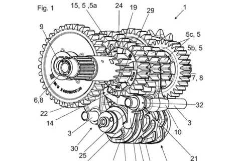 [Street] KTM développe une transmission semi-automatique pour son futur gros bicylindre