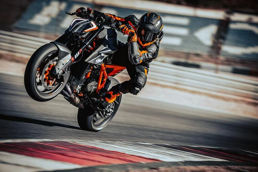 [Street] KTM 1290 Super Duke RR 2023 : seulement 500 modèles « Ready to Race » sont disponibles