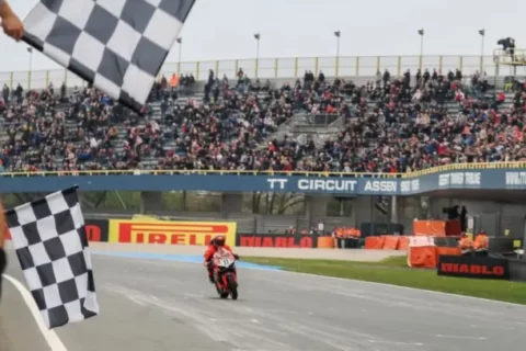 WSBK Supersport Assen Course-2 : Nicolò Bulega roi d'Assen, podium 100 % italien
