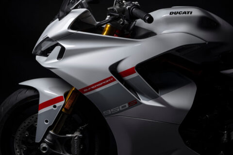 Street : Nouvelle livrée pour la Ducati SuperSport 950 S