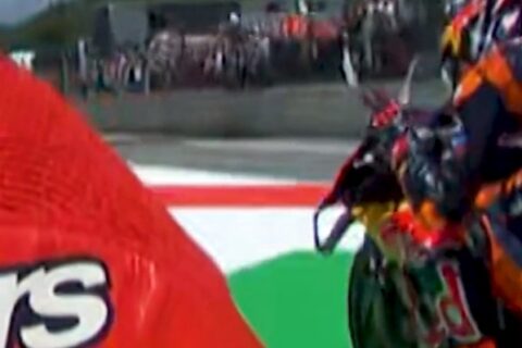 MotoGP : Freddie Spencer s’en va, Simon Crafar arrive