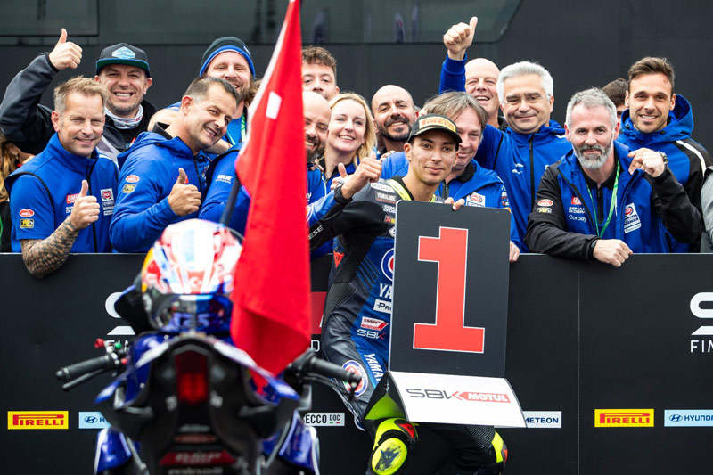 Billet WSBK Superbike Donington J2 : Toprak le Grand !