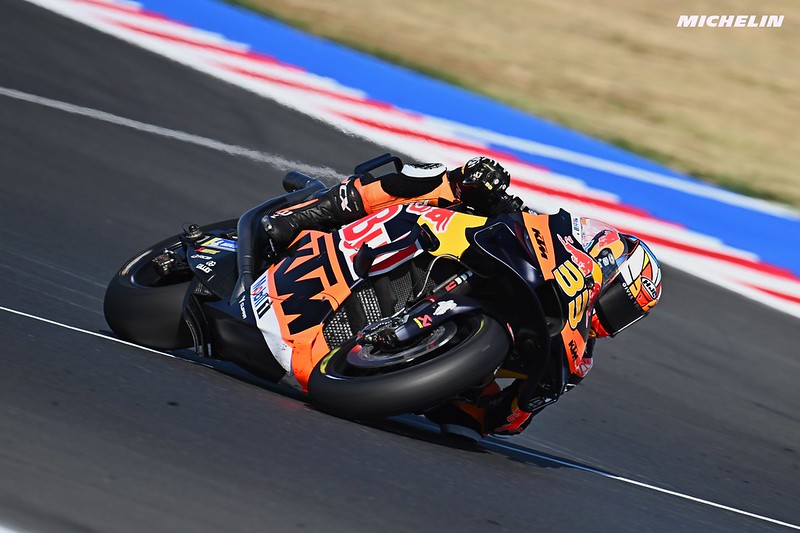 MotoGP Misano J2, Brad Binder (KTM Q7/S5) desacelerado por Maverick Viñales? : “Ele dirigiu irregularmente, perdi muito tempo atrás dele”