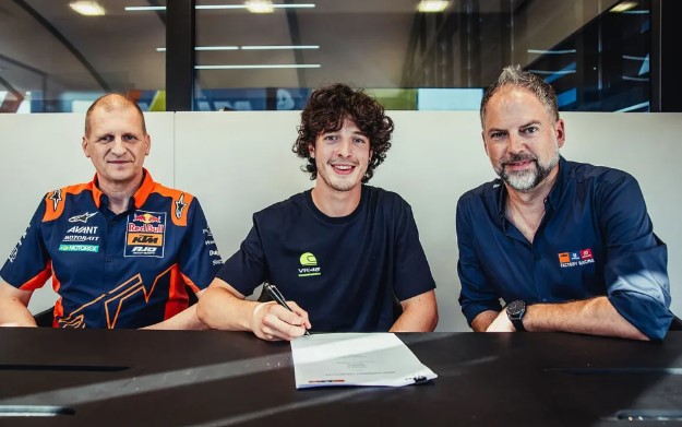 Moto2 OFFICIEL : Celestino Vietti succédera à Pedro Acosta, l’académie VR46 va découvrir la famille KTM