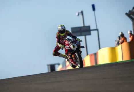 WSBK Aragon Superbike Superpole Race: Bautista sprints furiously, the Ducati missile does the rest
