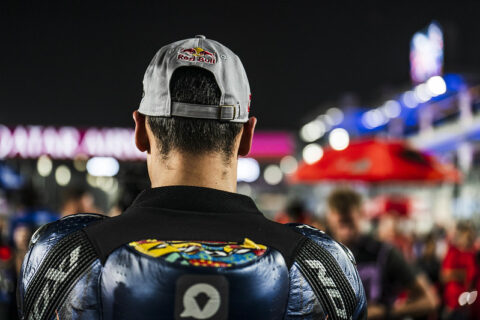 MotoGPカタールJ2ミゲル・オリベイラ選手（アプリリア/アブ）：肩甲骨でブラックシリーズが続く…。
