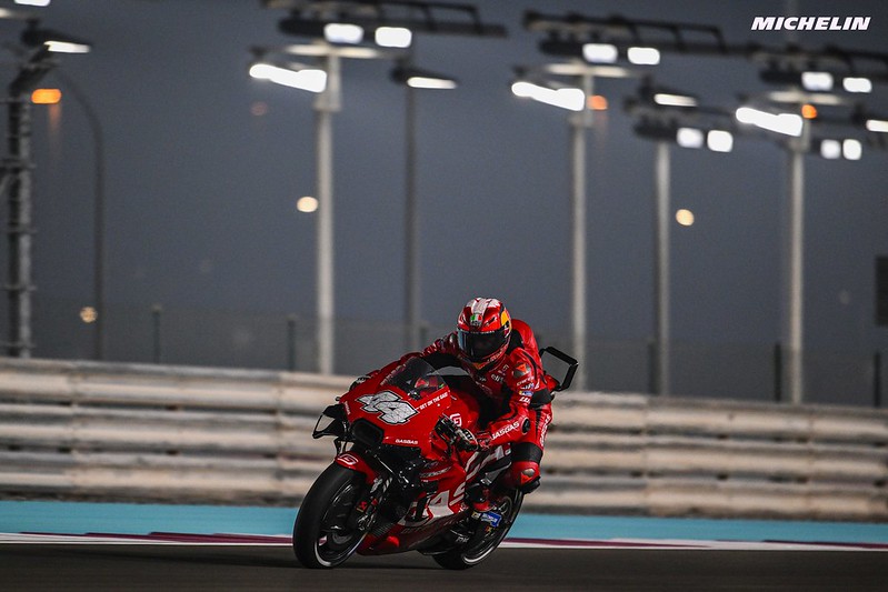 MotoGP Qatar J1, Pol Espargaro (KTM/14) ne veut pas entrer dans une polémique avec Bezzecchi : « Cela s’appelle mûrir, savoir se mordre la langue »