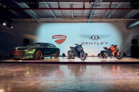 Rua: Ducati Diavel para Bentley, exclusividade, desempenho e habilidade em uma verdadeira obra de arte sobre duas rodas [CP].