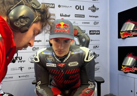 MotoGP, Michele Pirro: “Perguntei a Marc Márquez o que poderia ser melhorado na Ducati e até agora essa folha permaneceu em branco”