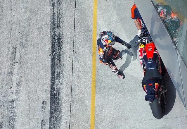 MotoGP 2024 : les tests de Sepang commencent demain et jamais des  préliminaires à une saison n'ont été aussi attendus - Paddock GP