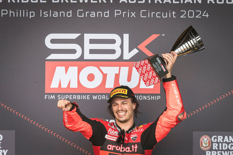 WSBK Superbike Australie J2 Course-1 : Nicolo Bulega fait sensation pour ses débuts dans la catégorie.