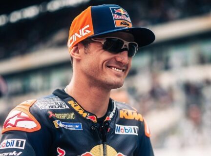 MotoGPのジャック・ミラーは「マルケスとバニャイアのすぐ後ろにいたので、目の前で大きな衝突が起きると予想していた」と証言した。