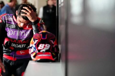 Moto2 People – Quand deux Moto2 se promènent dans les rues de Spa