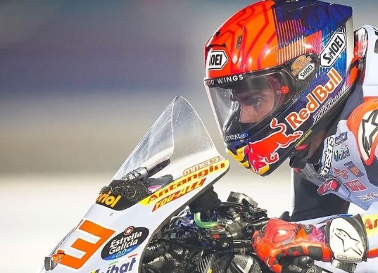 MotoGP、マルク・マルケスはドゥカティで注目されている：「再び輝きたいと願うチャンピオンの経験と願望が違いを生む」とジジ・ダリーニャは語る