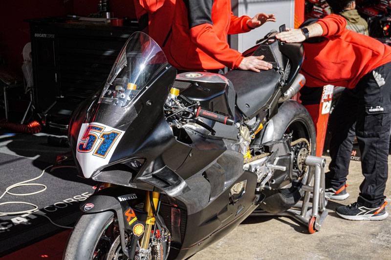 WSBK Superbike Test Barcelone J1 : Le point à l’heure de l’apéro ! Yamaha en tête devant Ducati, Toprak par terre…