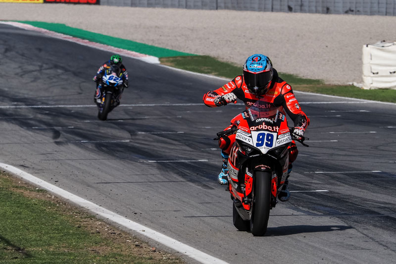 WSBK Supersport Barcelone Course 1 : Du beau spectacle !