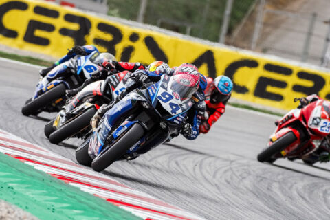 WSBK Supersport Barcelona Race 2: Stefano Manzi the smartest, Lucas Mahias on the podium!