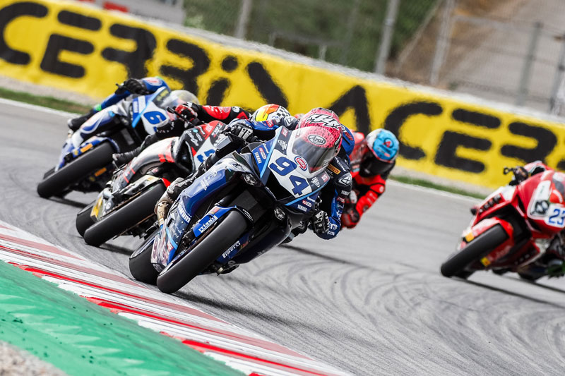 WSBK Supersport Barcelone Course 2 : Stefano Manzi le plus malin, Lucas Mahias sur le podium !