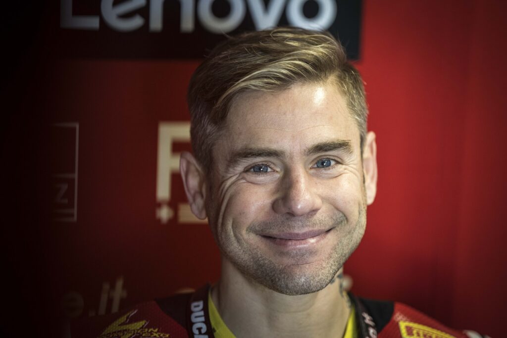 WSBK, Paul Denning Yamaha : « Alvaro Bautista ne portera presque aucun poids supplémentaire, j’en suis sûr »